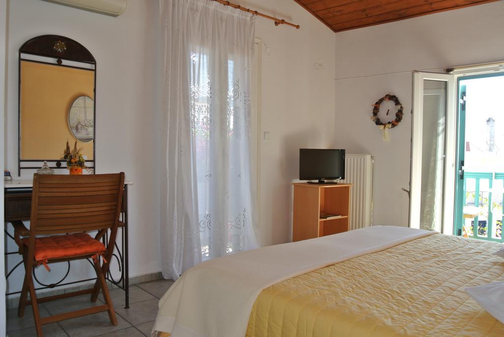 Meltemi Aparthotel Batsi  Luaran gambar